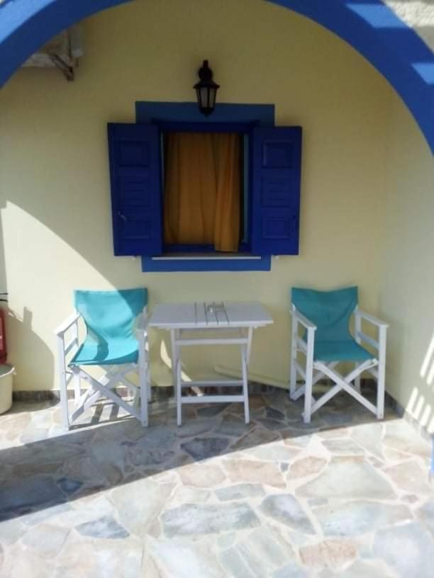 Darzenta Athina Beach Houses Періволос Екстер'єр фото